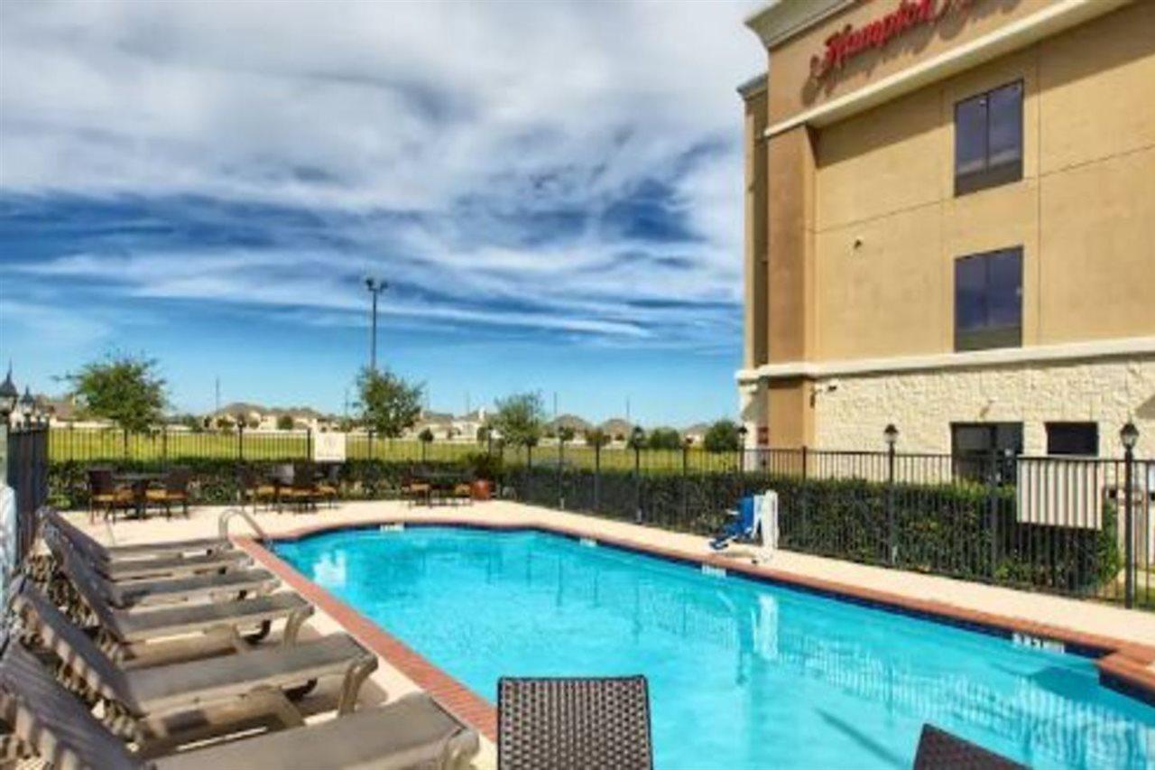 Hampton Inn & Suites Houston Rosenberg Extérieur photo