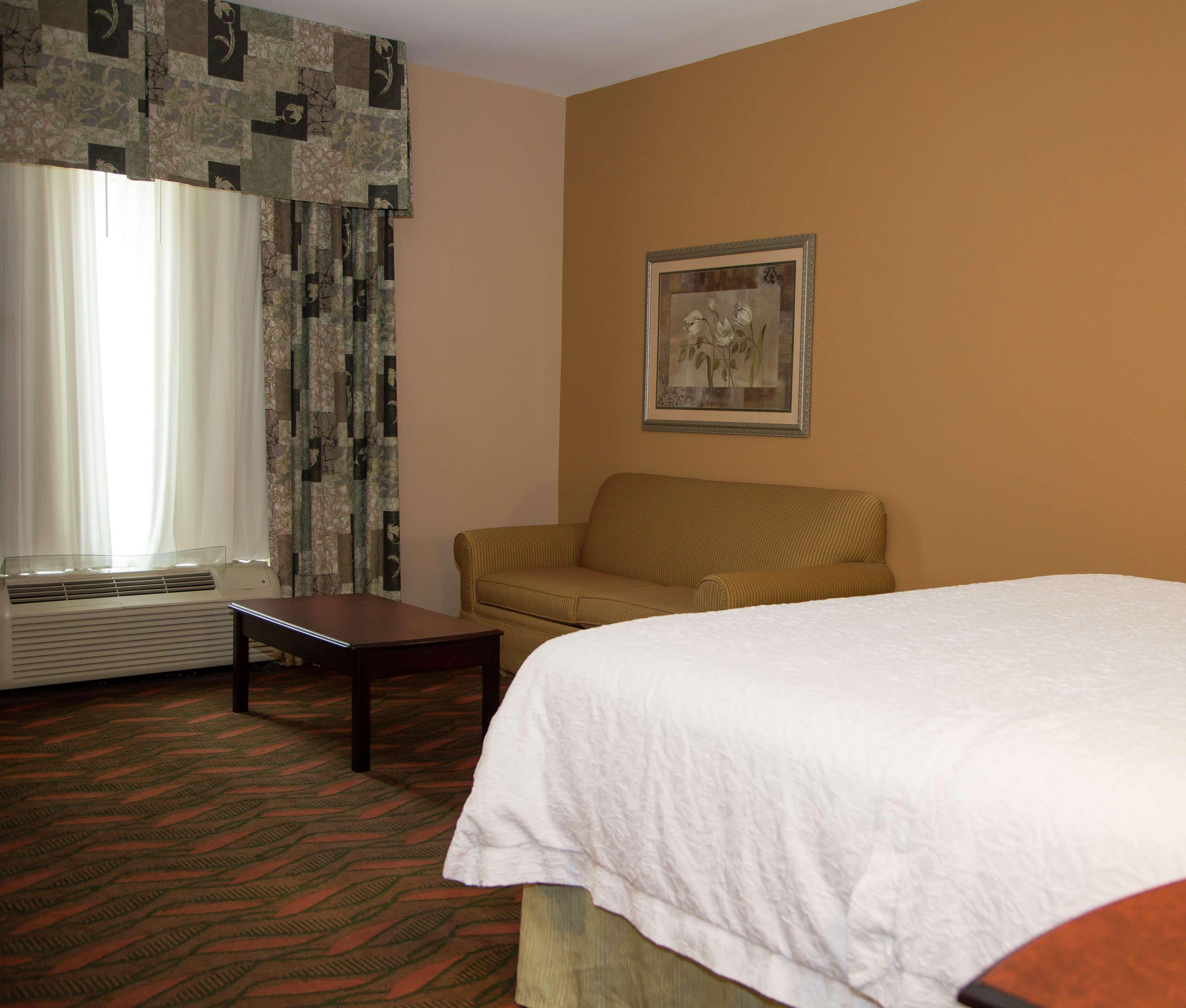 Hampton Inn & Suites Houston Rosenberg Extérieur photo