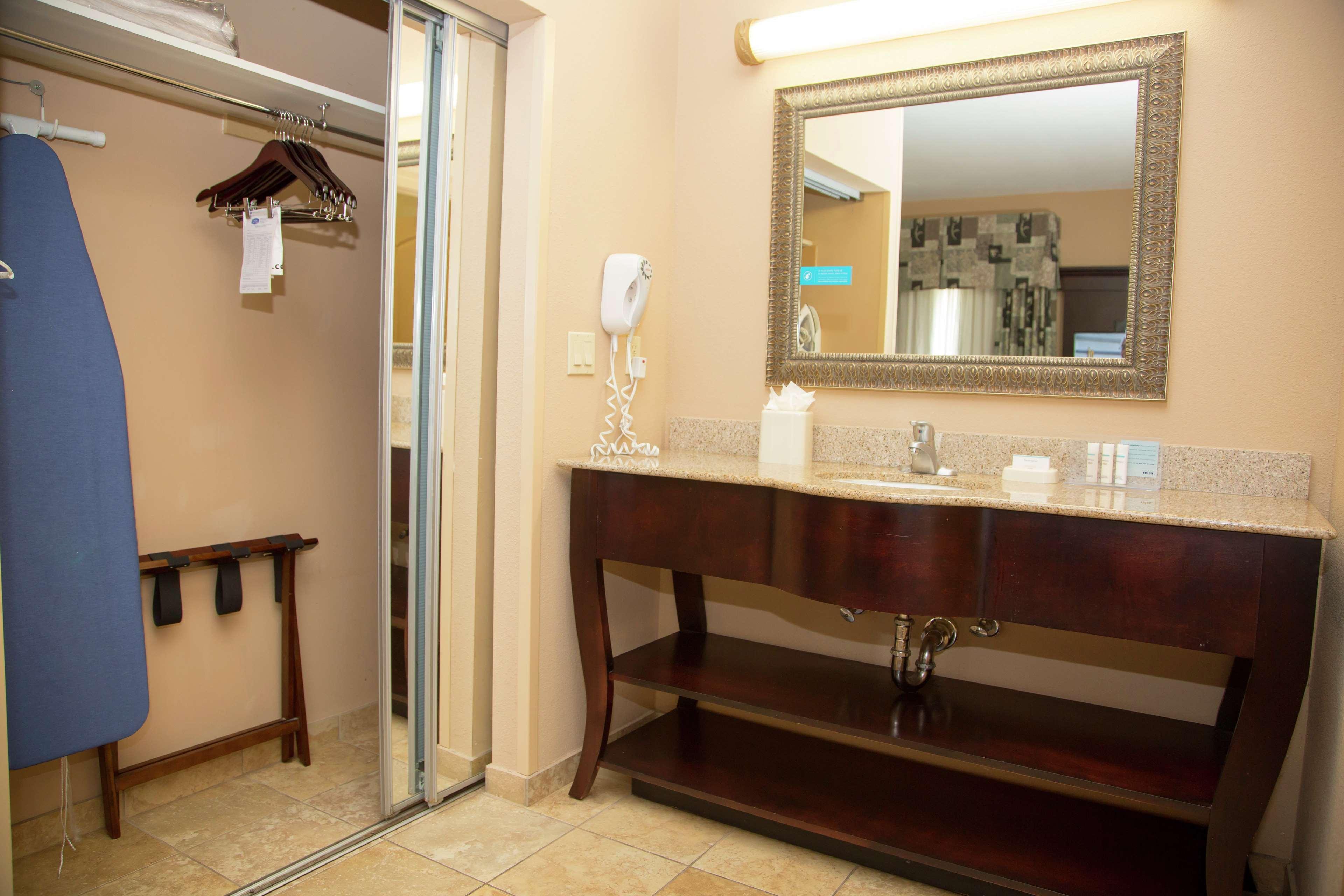 Hampton Inn & Suites Houston Rosenberg Extérieur photo