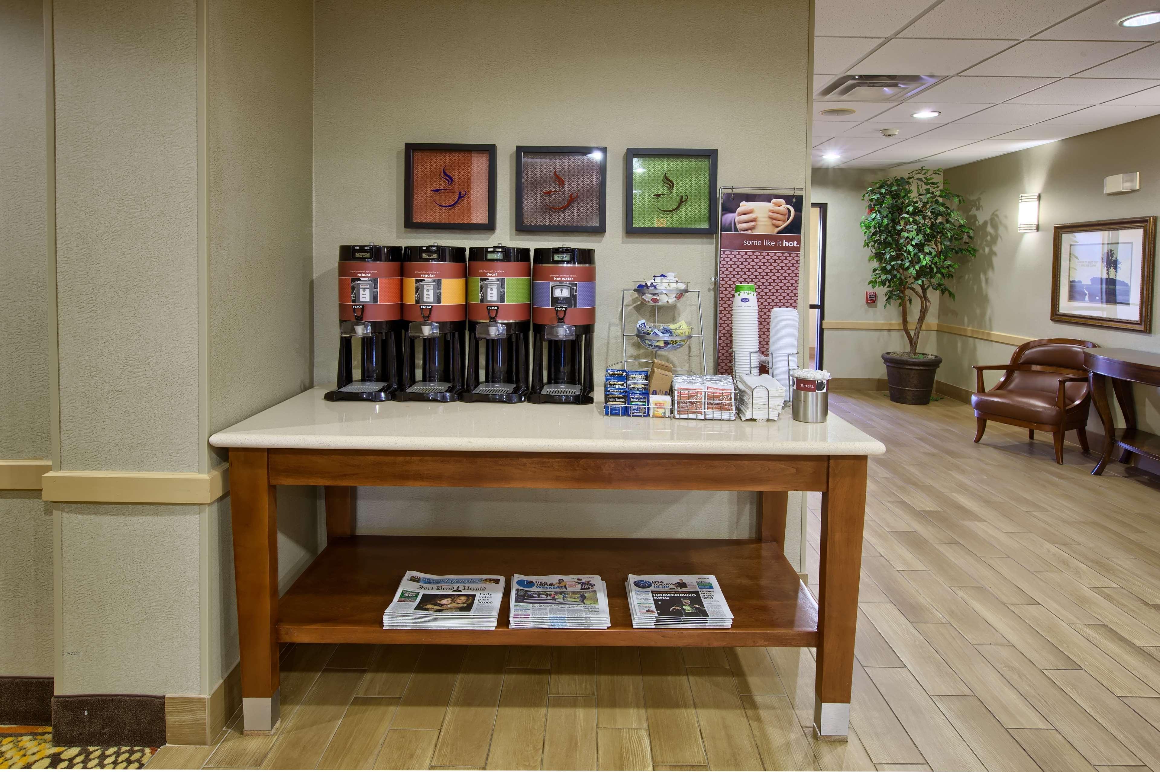 Hampton Inn & Suites Houston Rosenberg Extérieur photo
